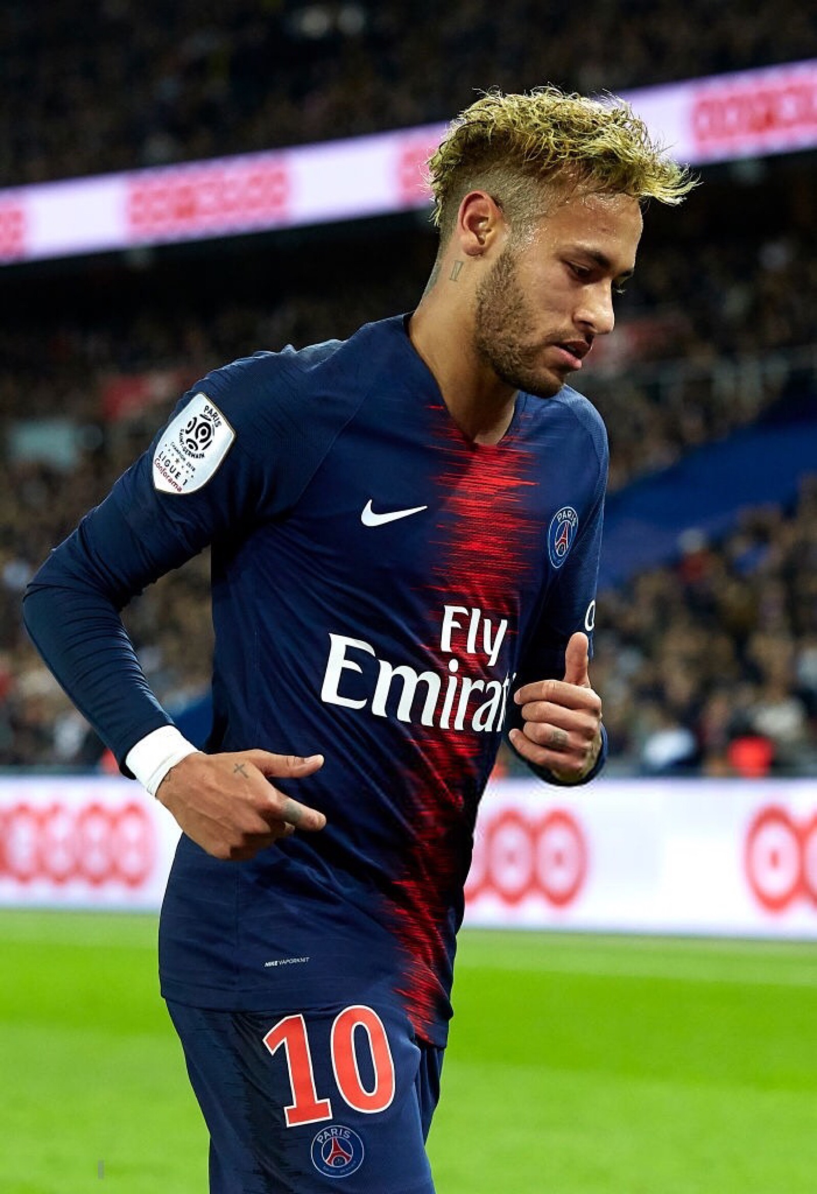 什么操作？徐正源生日当天蓉城未表态+次日宣布与其和平分手（徐正源生日当天蓉城保持沉默，次日官宣和平分手）