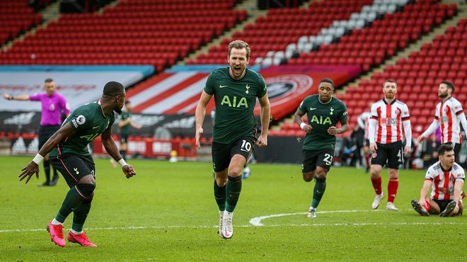 CBA球员最佳阵容提名：前三竞争激烈,（CBA最佳阵容提名公布：前三席位竞争白热化）