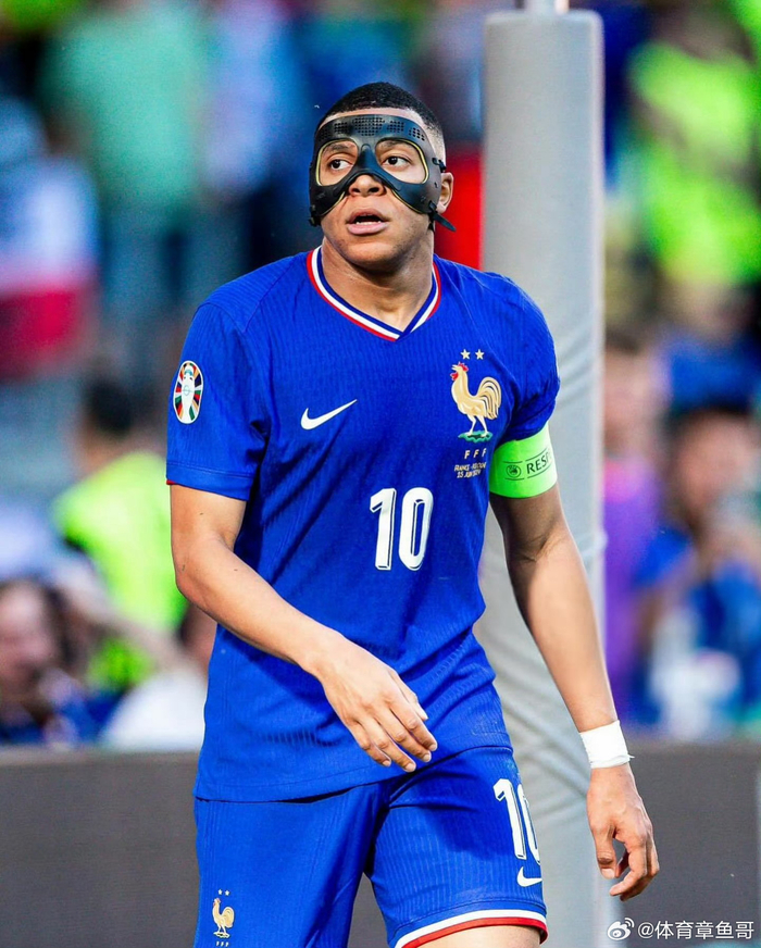 记者：尤文可能在冬窗拿洛卡特利和国米租借交换弗拉泰西（记者：尤文或冬窗以洛卡特利＋租借方案与国米交换弗拉泰西）