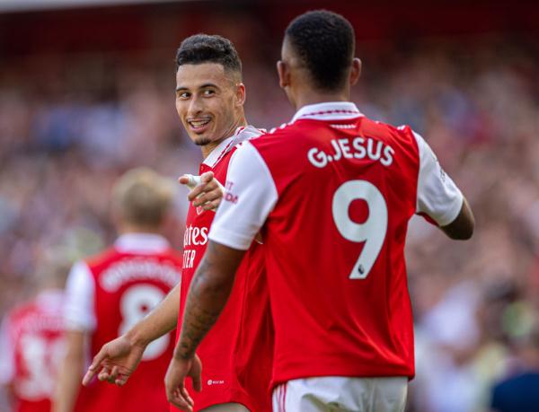 过往欧冠14次出现单赛季前6战全胜球队，最终仅2队夺冠（欧冠历史共14次有球队单季前6场全胜，但最终仅两队夺冠）