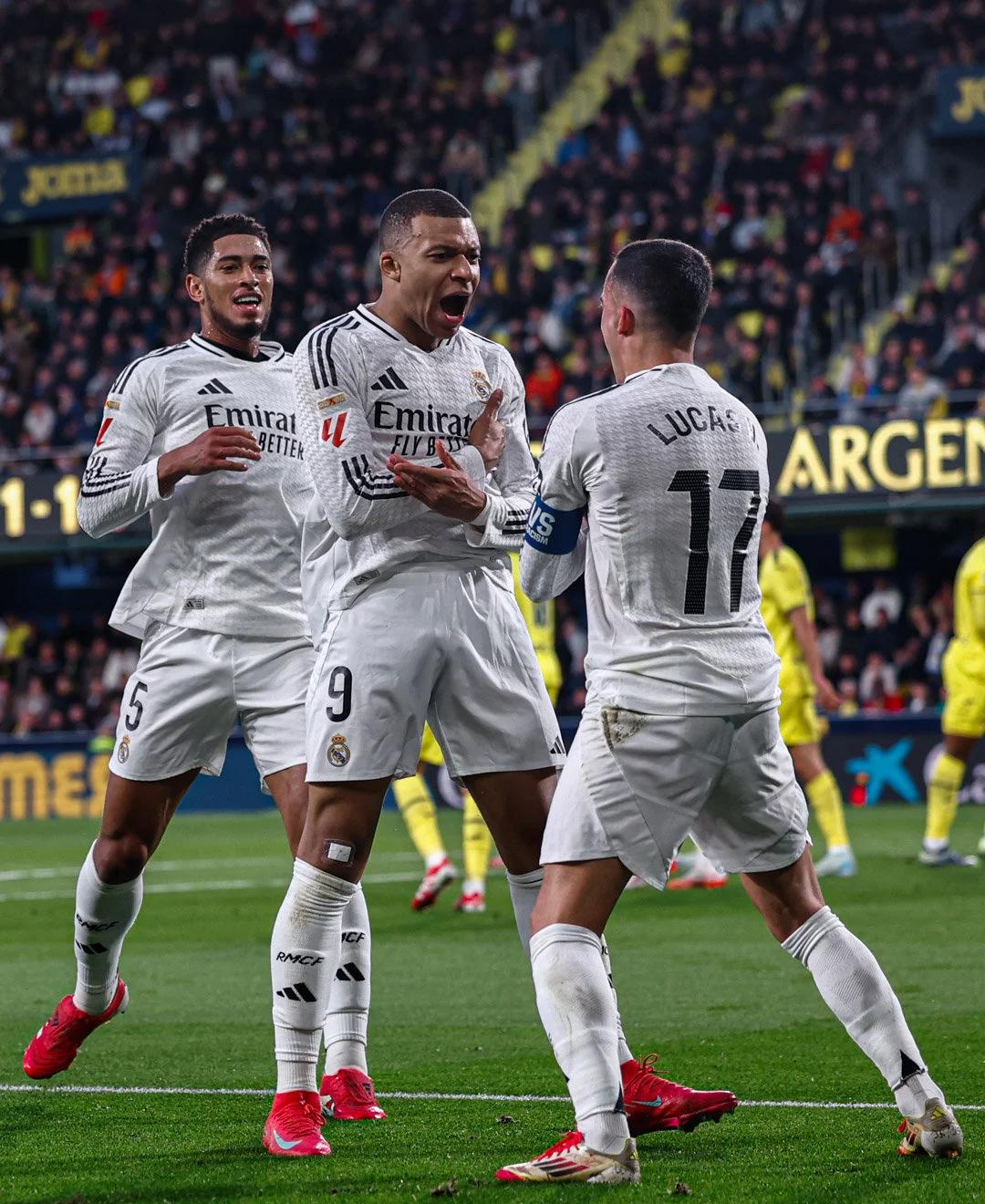 德转统计国家队出场时间前20：C罗、梅西前2，布冯、魔笛上榜（德转公布国家队出场时长TOP20：C罗、梅西包揽前二，布冯与莫德里奇在列）