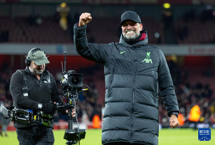 媒体人：河南球迷个人项目《制造越位》本周日将在郑州开展（媒体人称：河南球迷个人项目《制造越位》将于本周日在郑州启动）