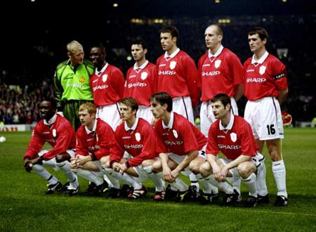 记者：巴萨应将内马尔天价转会费进行长线投资，但被瞬间挥霍（记者：巴萨本可将内马尔天价转会收入用于长期布局，却被迅速花光）