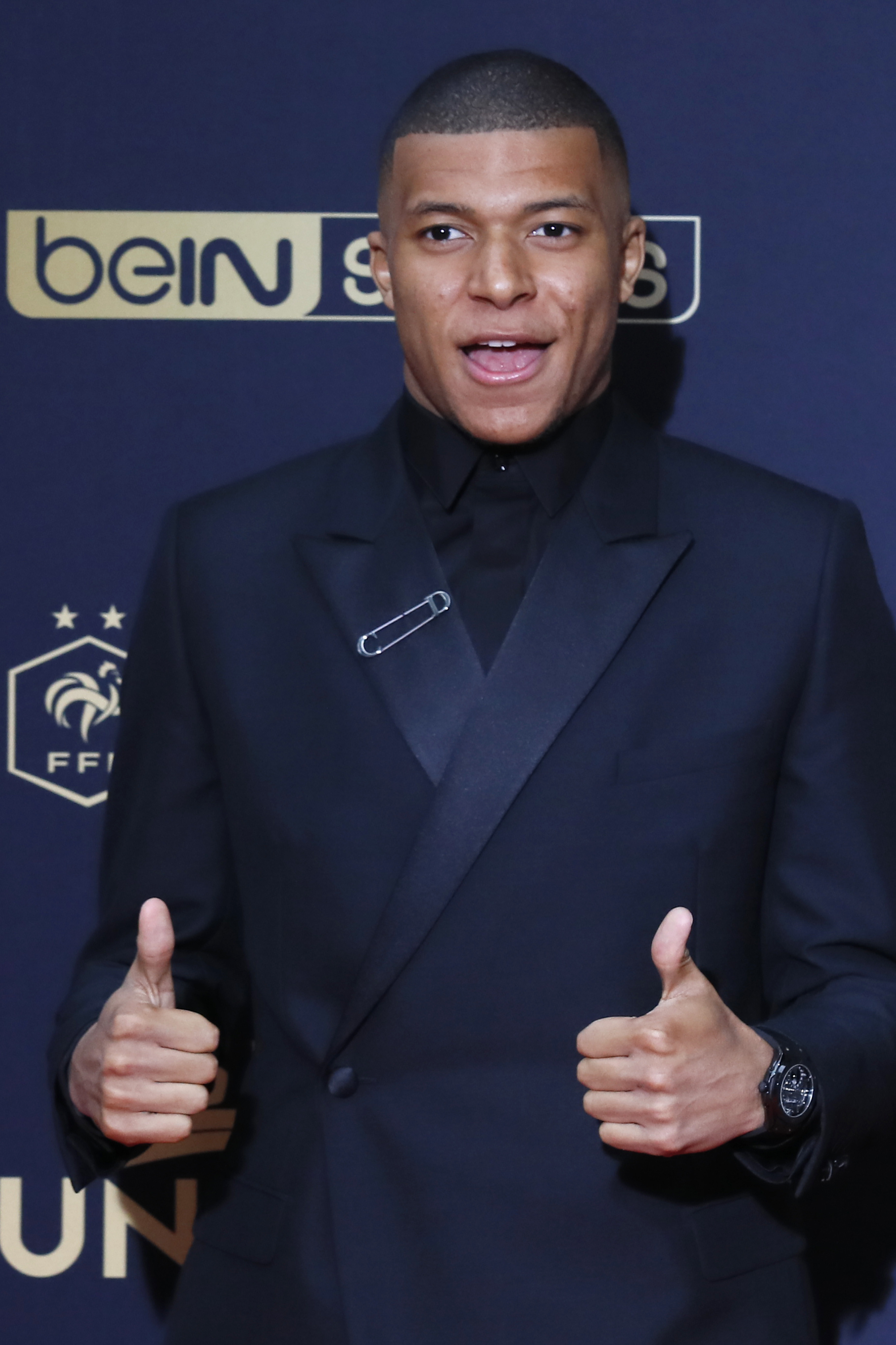 吉格斯：阿马德对现在的曼联太重要了，他在曼联没有替代者（吉格斯：阿马德已成当下曼联关键一环，队内无人可替）